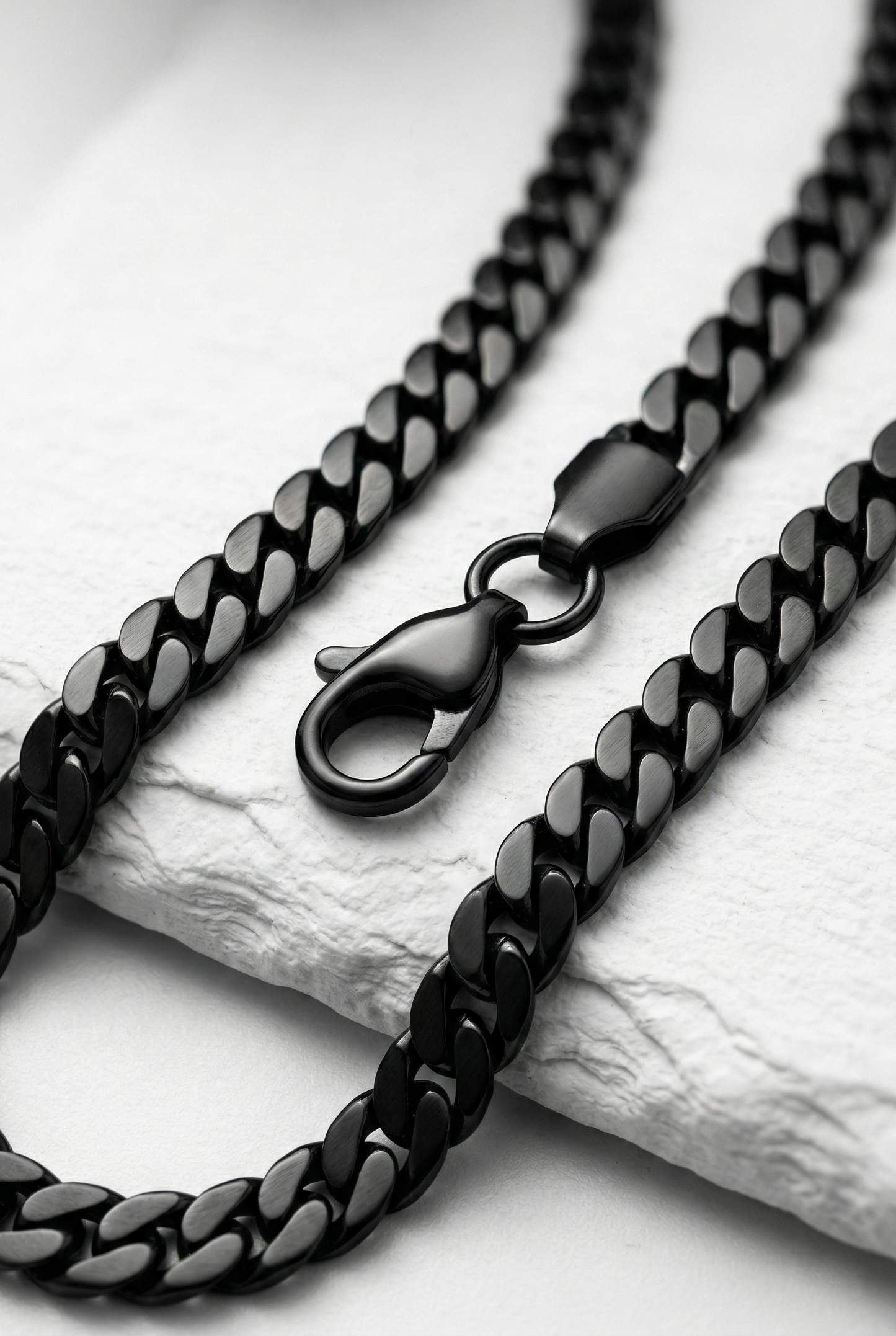 Collier homme chaîne gourmette noire en acier inoxydable