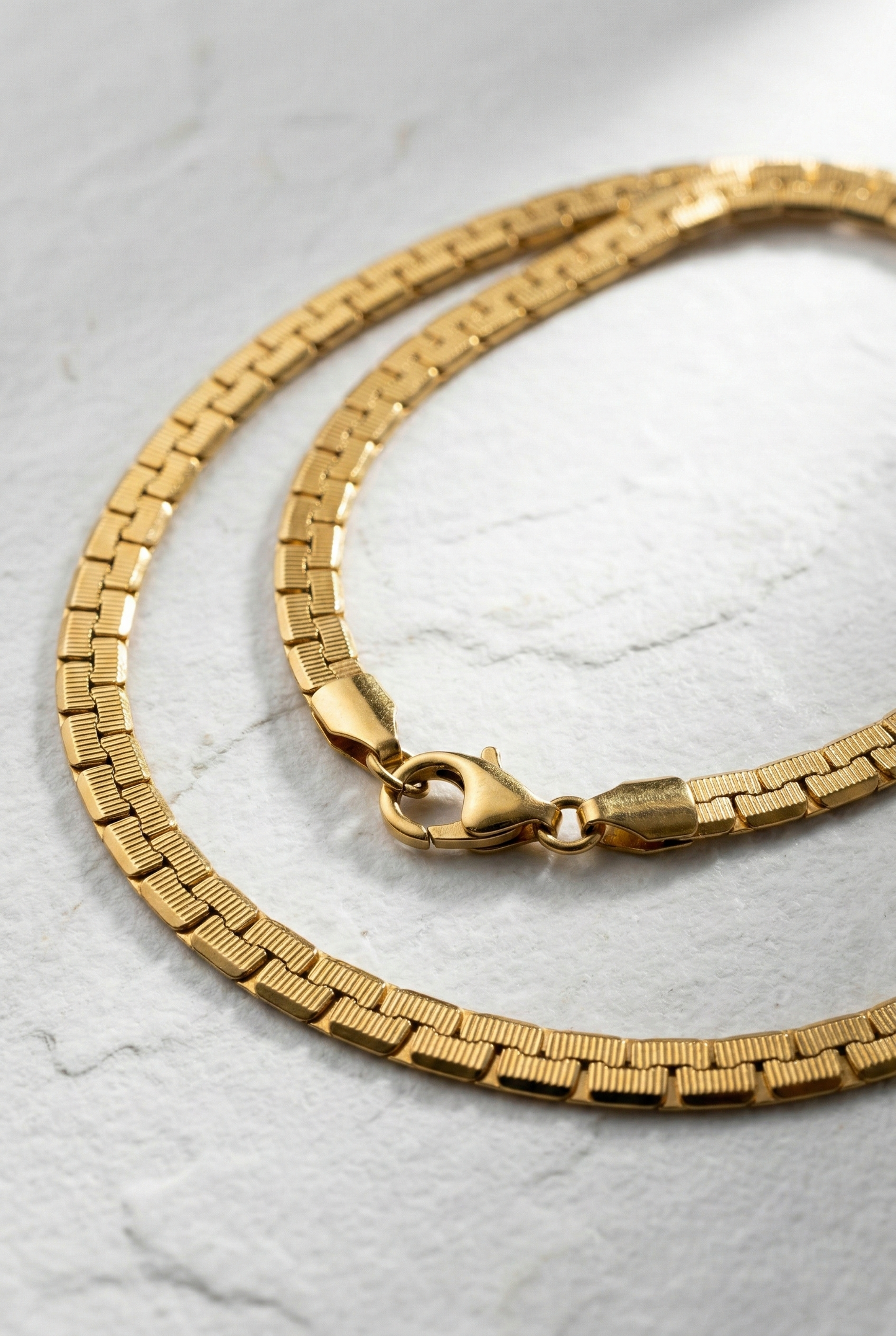 Collier chaîne homme en acier inoxydable doré Maille plate 60cm